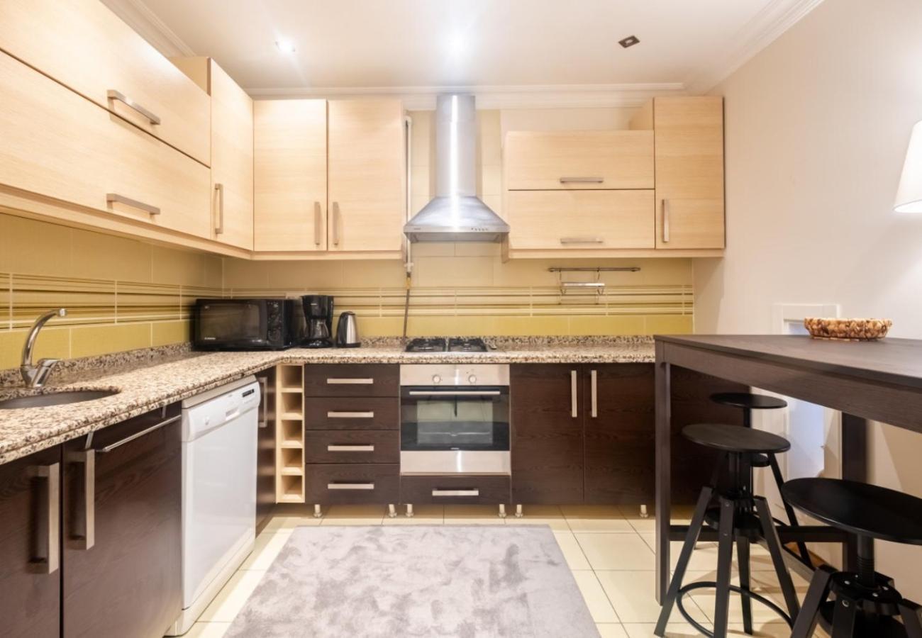 Exclusive Flat With Balcony In Nisantasi Apartment อิสตันบูล ภายนอก รูปภาพ