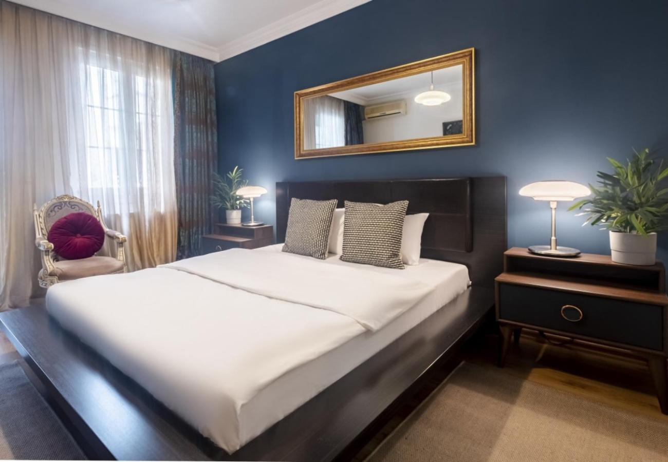 Exclusive Flat With Balcony In Nisantasi Apartment อิสตันบูล ภายนอก รูปภาพ