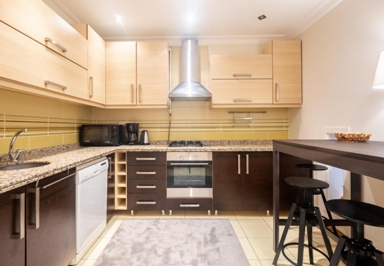 Exclusive Flat With Balcony In Nisantasi Apartment อิสตันบูล ภายนอก รูปภาพ